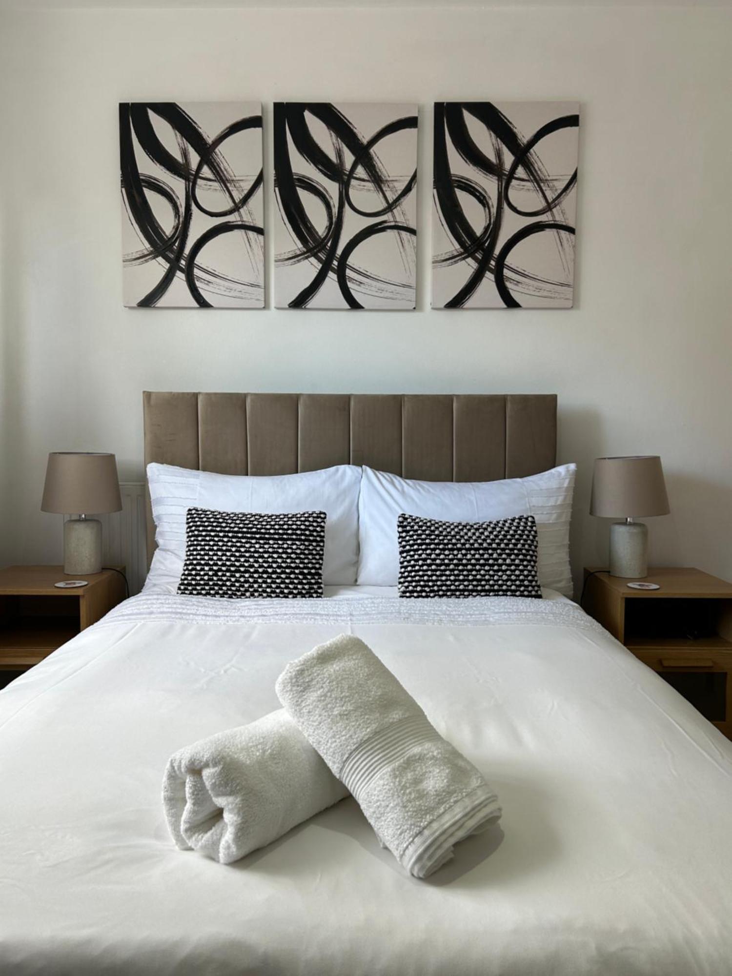 No6 Overnight Stays Free Onsite Parking Hindlip Luaran gambar
